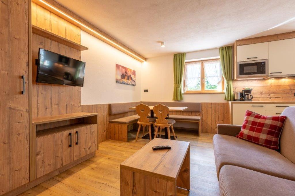 Apartment Edelweiss Sexten Exterior foto